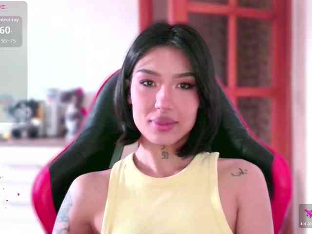 Girl-next-door webcam