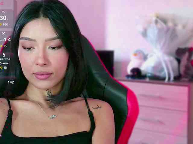 Girl-next-door webcam