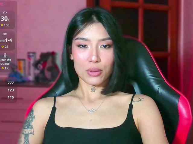 Girl-next-door webcam