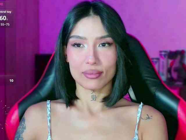Girl-next-door webcam