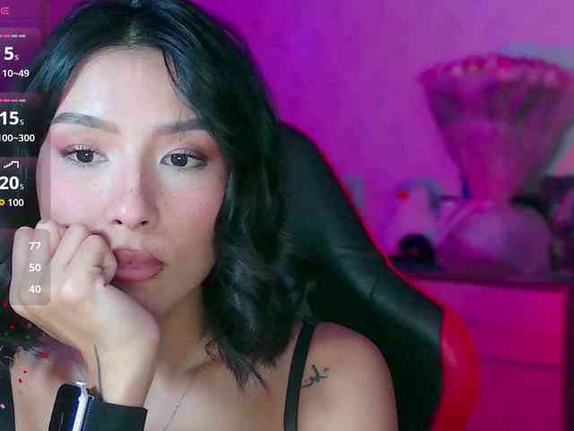 Girl-next-door webcam