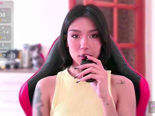 Girl-next-door webcam