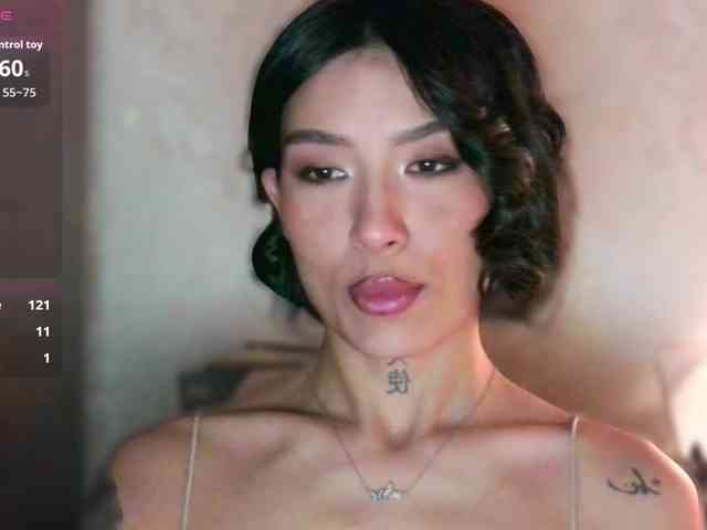 Girl-next-door webcam