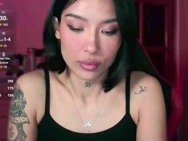 Girl-next-door webcam
