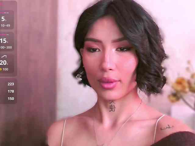 Girl-next-door webcam