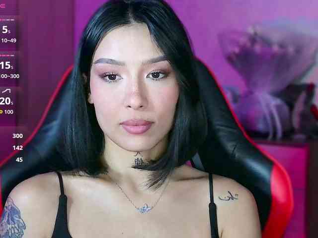 Girl-next-door webcam