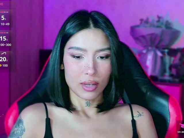 Girl-next-door webcam