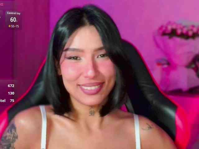 Girl-next-door webcam