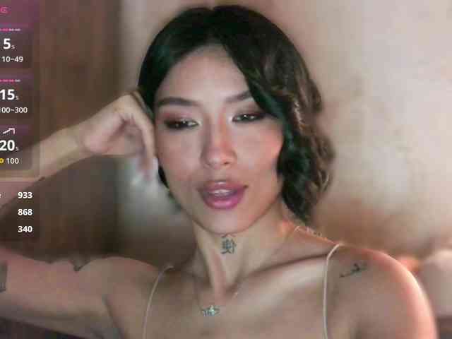 Girl-next-door webcam