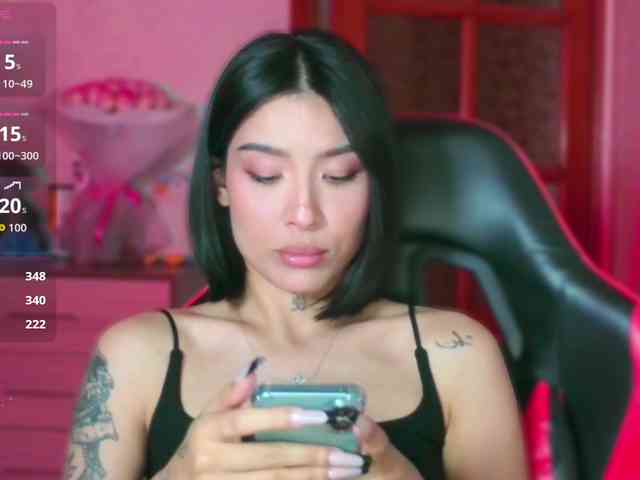 Girl-next-door webcam