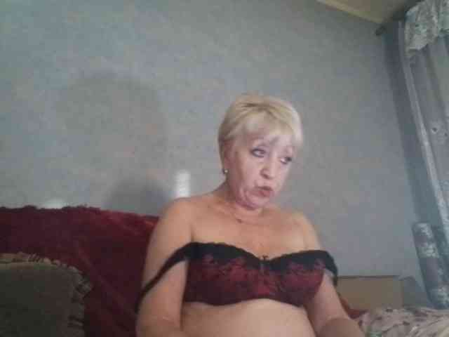 AnjelElinor - big-ass-grannies cam model from cis