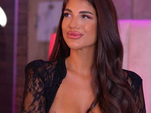 Sex chat gratuit in direct cu RaisaKali pe BongaCams