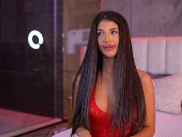 RaisaKali live cam on BongaCams