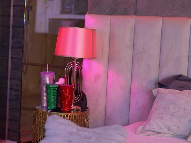 Sex chat gratuit in direct cu RaisaKali pe BongaCams