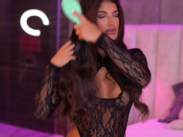 Sex chat gratuit in direct cu RaisaKali pe BongaCams