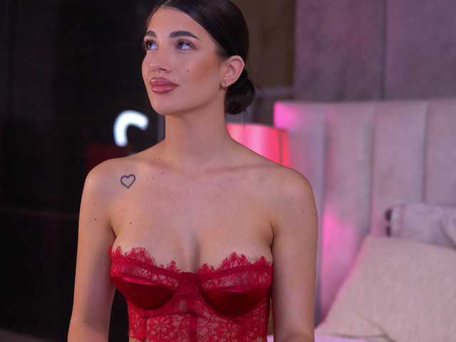 Sex chat gratuit in direct cu RaisaKali pe BongaCams