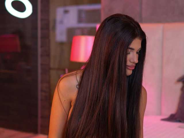 Sex chat gratuit in direct cu RaisaKali pe BongaCams