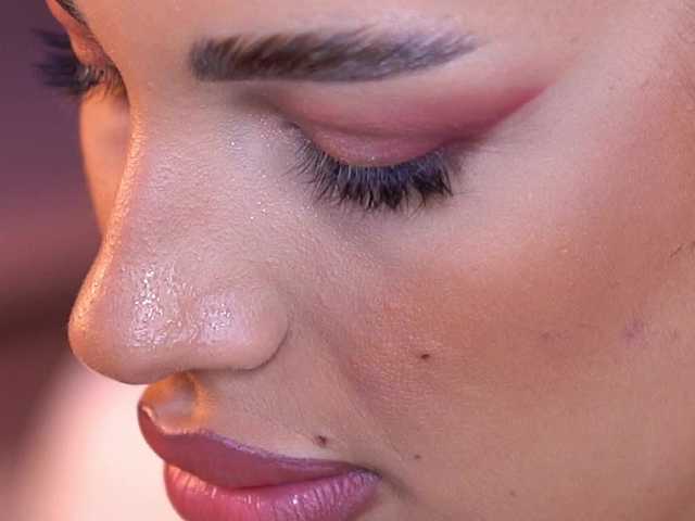RaisaKali live webcam show