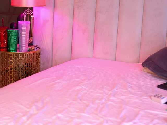 RaisaKali live webcam show