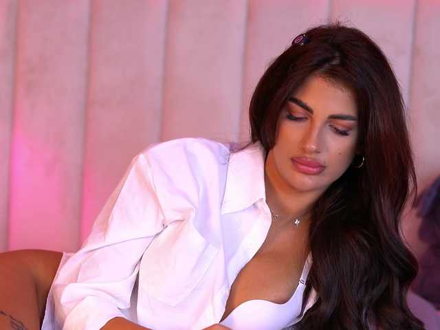 RaisaKali live webcam show