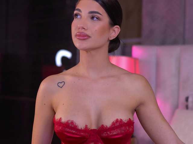 Sex chat gratuit in direct cu RaisaKali pe BongaCams