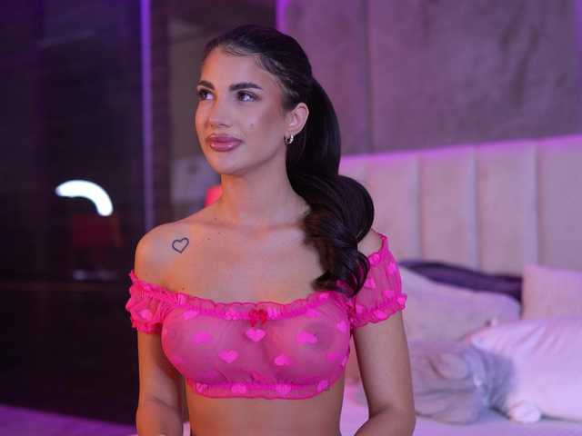 Sex chat gratuit in direct cu RaisaKali pe BongaCams