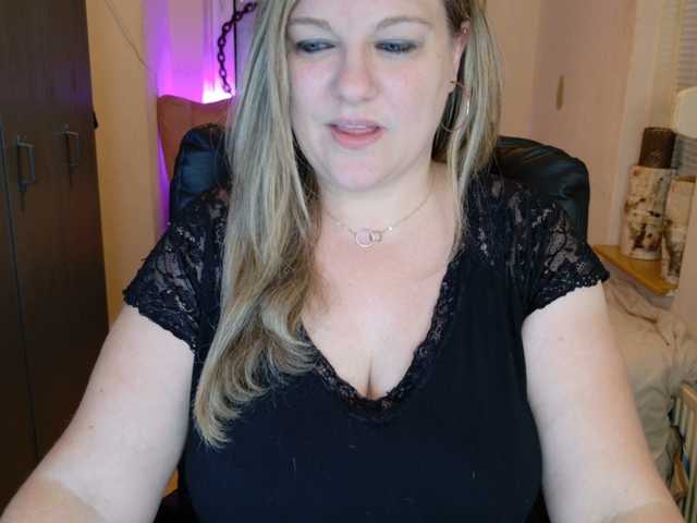 MissKim live cam on BongaCams