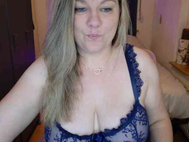 MissKim webcam
