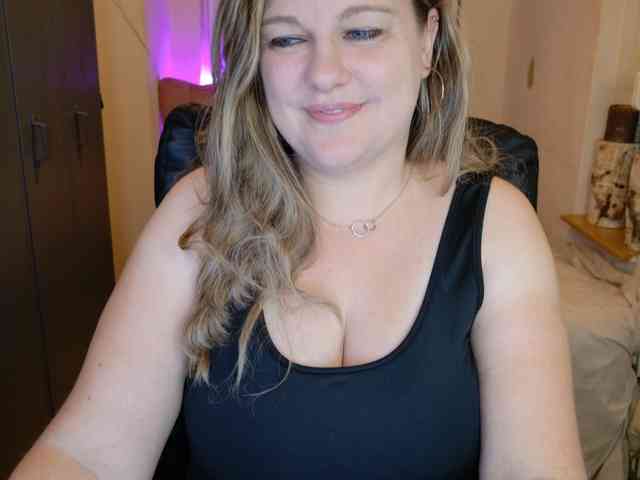 MissKim webcam