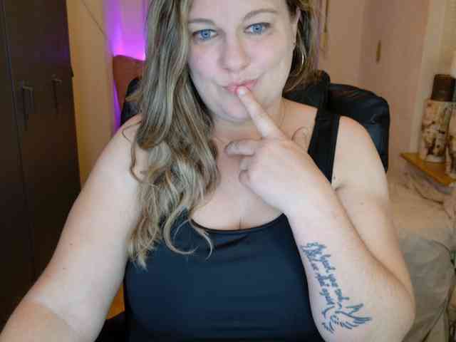MissKim webcam