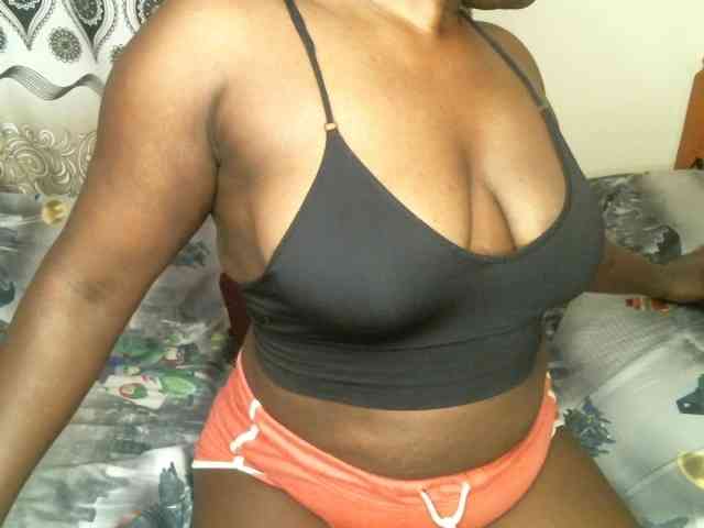 BLACKQUEEN344 webcam