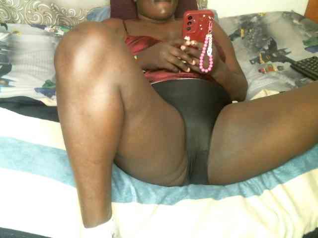 BLACKQUEEN344 webcam