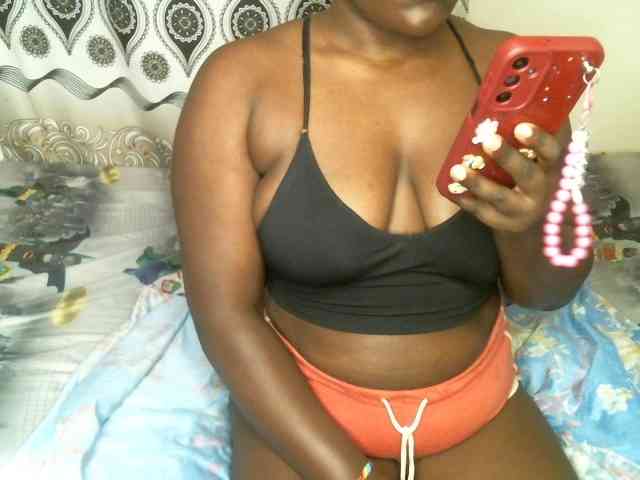 BLACKQUEEN344 webcam