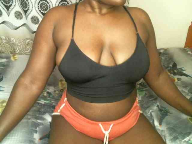 BLACKQUEEN344 webcam