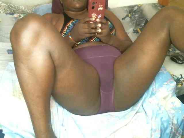 BLACKQUEEN344 webcam