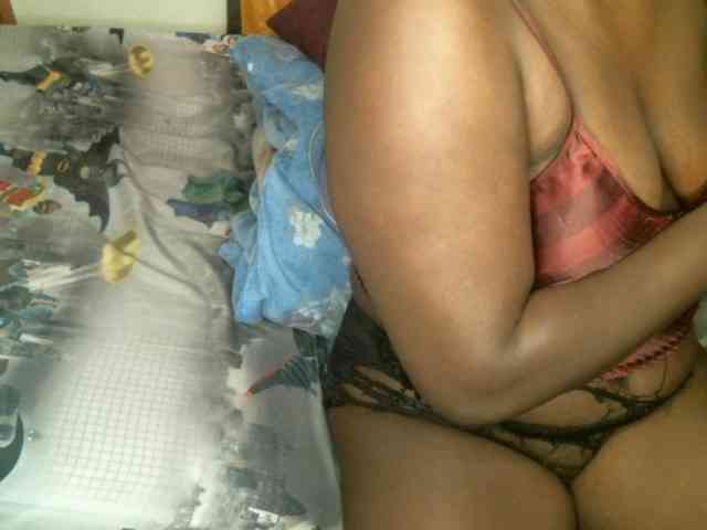 BLACKQUEEN344 webcam