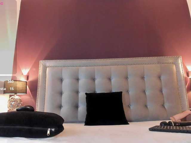 IssyRosse live webcam show