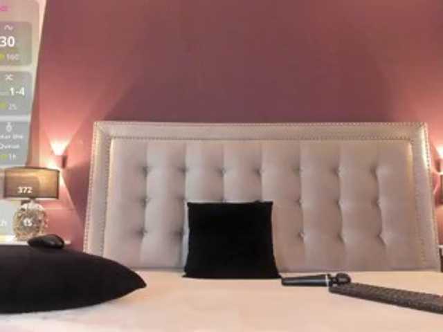 IssyRosse live cam preview