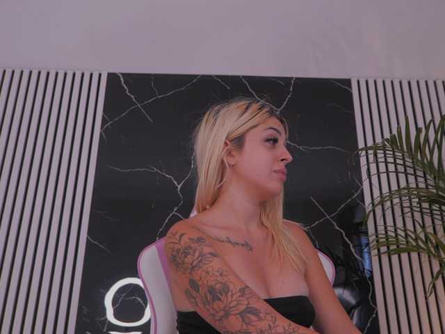 Theajoy live webcam show