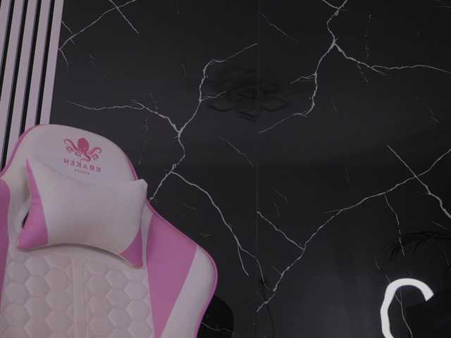 Theajoy live cam on BongaCams