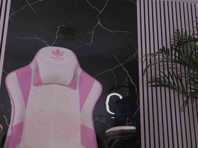 DiamondAva webcam