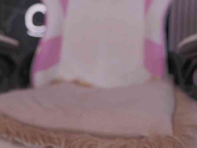 DiamondAva webcam