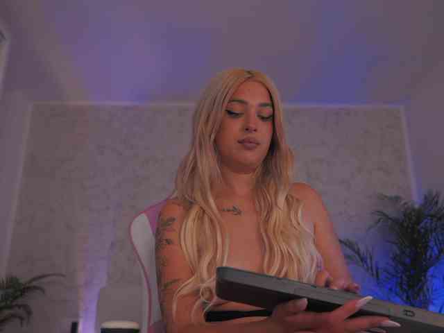 DiamondAva