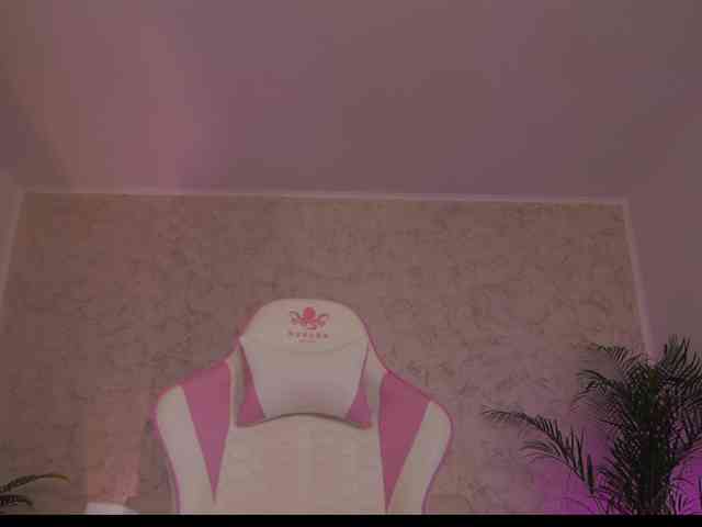 Modella: DiamondAva