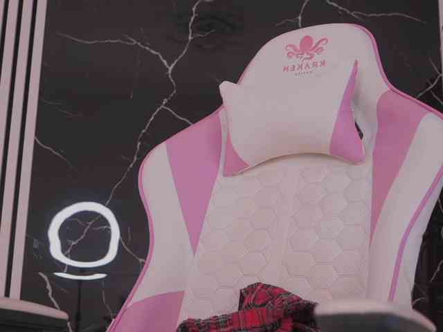 DiamondAva webcam