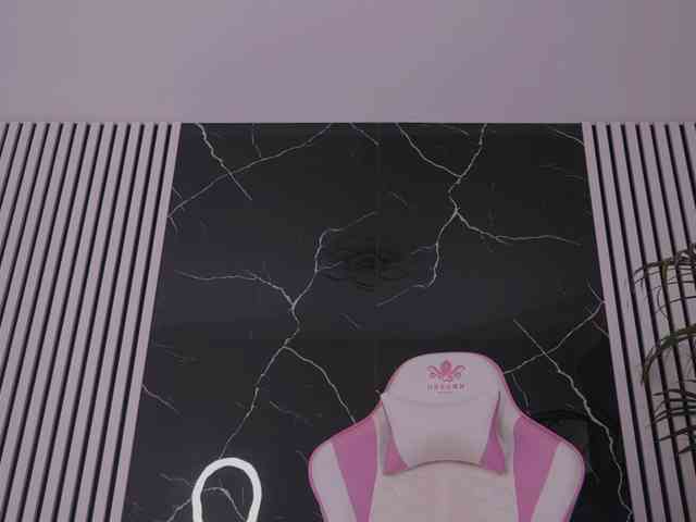 DiamondAva webcam