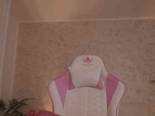 DiamondAva webcam