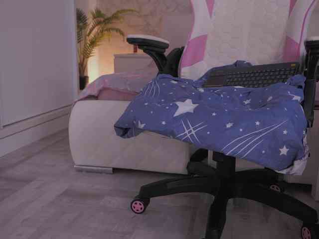 DiamondAva webcam