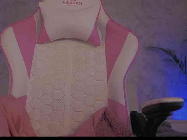 DiamondAva webcam