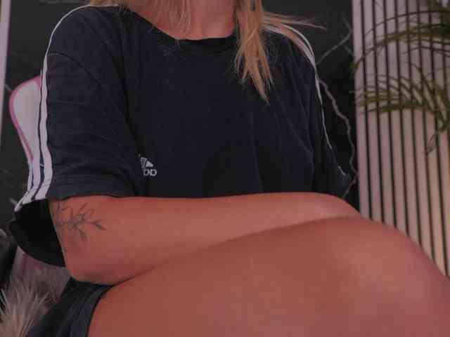 Modella: DiamondAva